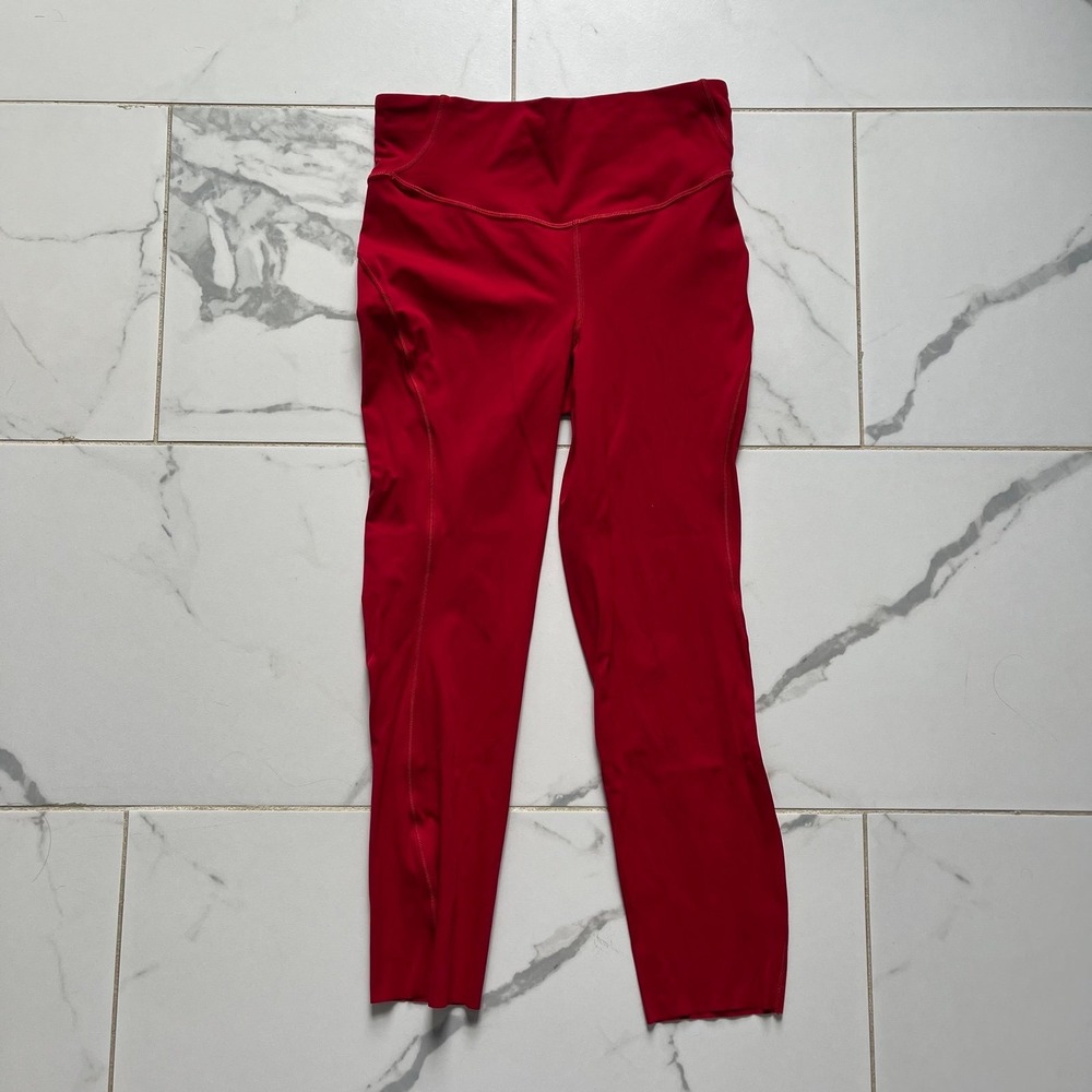 Lululemon Base Pace High-Rise 21' Crop red color sz 6